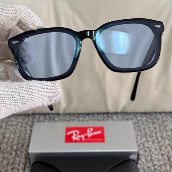 Ray-Ban RB4392D Square Sunglasses - Picture 4 of 6